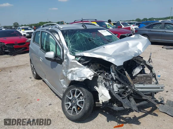 ✅ 2015 Chevrolet Spark LT • VIN: KL8CF6S98FC805996 • Lot: 42414940. Wystawiony na IAAI z przebiegiem Nie podano. Bezpłatny archiwum sprzedaży aukcyjnych z USA i szczegółowy raport historii pojazdu na DreamBid. Zdjęcie 1.