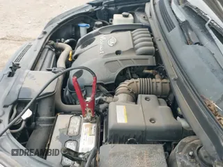 ✅ 2007 Kia Rondo EX • VIN: KNAFG526X77116616 • Lot: 42663851. Listed on IAAI with 92,669 mi. Free auction sales archive from the USA and detailed vehicle history report at DreamBid. Image 12.