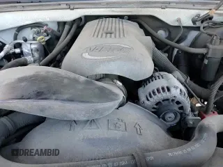 ✅ 2003 Chevrolet Silverado 1500 • VIN: 2GCEC19T631380406 • Лот: 86664054. Опубликован ранее на Copart с пробегом 181 921 миль. Бесплатный доступ к архиву аукционных продаж из США и подробный отчёт об истории автомобиля на DreamBid. Изображение 12.