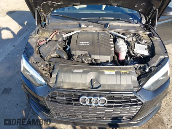 ✅ 2022 Audi A5 • VIN: WAUBBCF58NA037318 • Lot: 41488745. Wystawiony na IAAI z przebiegiem 23 981 mil. Bezpłatny archiwum sprzedaży aukcyjnych z USA i szczegółowy raport historii pojazdu na DreamBid. Zdjęcie 10.