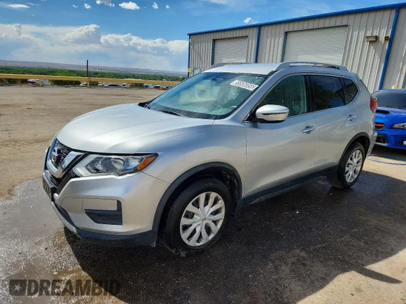 ✅ 2017 Nissan Rogue S • VIN: JN8AT2MT5HW139971 • Лот: 55506056. Опубліковано раніше на Copart з пробігом 94 054 миль. Безкоштовний доступ до архіву аукціонних продажів зі США та докладний звіт про історію автомобіля на DreamBid. Зображення 1.