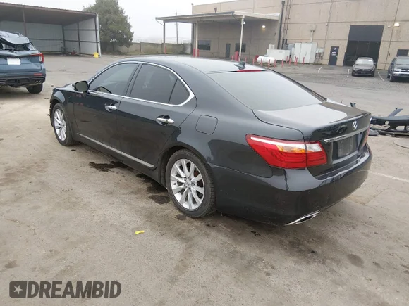 ✅ 2011 Lexus LS 460 • VIN: JTHBL5EF9B5107840 • Лот: 44202865. Опубліковано раніше на IAAI з пробігом 166 313 миль. Безкоштовний доступ до архіву аукціонних продажів зі США та докладний звіт про історію автомобіля на DreamBid. Зображення 3.
