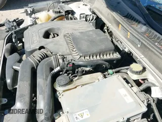 ✅ 2014 Lincoln MKZ Hybrid • VIN: 3LN6L2LU1ER830467 • Lot: 43629278. Wystawiony na IAAI z przebiegiem 158 718 mil. Bezpłatny archiwum sprzedaży aukcyjnych z USA i szczegółowy raport historii pojazdu na DreamBid. Zdjęcie 19.