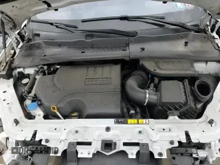 ✅ 2018 Jaguar E-Pace First Edition • VIN: SADFL2FX8J1Z00369 • Lot: 59606175. Wystawiony na Copart z przebiegiem 31 110 mil. Bezpłatny archiwum sprzedaży aukcyjnych z USA i szczegółowy raport historii pojazdu na DreamBid. Zdjęcie 15.