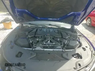 ✅ 2023 BMW M8 Competition • VIN: WBSGV0C00PCK98451 • Lot: 68269445. Wystawiony na Copart z przebiegiem 22 695 mil. Bezpłatny archiwum sprzedaży aukcyjnych z USA i szczegółowy raport historii pojazdu na DreamBid. Zdjęcie 13.