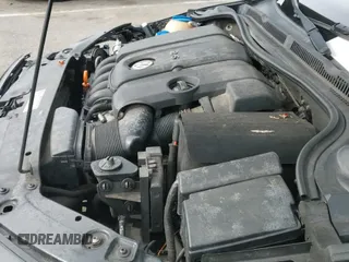 ✅ 2011 Volkswagen Jetta SEL • VIN: 3VWLZ7AJXBM104270 • Lot: 41592079. Listed on IAAI with 215,378 mi. Free auction sales archive from the USA and detailed vehicle history report at DreamBid. Image 19.