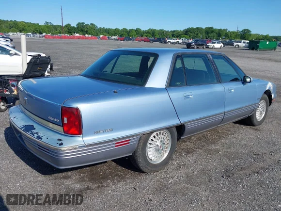 ✅ 1992 Oldsmobile 98 • VIN: 1G3CX53L0N4320964 • Lot: 42377589. Wystawiony na IAAI z przebiegiem 149 404 mil. Bezpłatny archiwum sprzedaży aukcyjnych z USA i szczegółowy raport historii pojazdu na DreamBid. Zdjęcie 4.