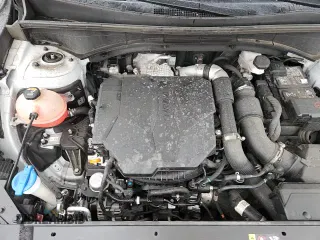 ✅ 2022 Kia Sorento SX • VIN: 5XYRKDLF6NG076185 • Lot: 81732805. Listed on Copart with 80,793 mi. Free auction sales archive from the USA and detailed vehicle history report at DreamBid. Image 17.