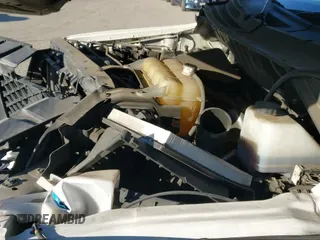 ✅ 2018 Nissan NV Cargo S • VIN: 1N6BF0KY3JN804319 • Lot: 41685586. Wystawiony na IAAI z przebiegiem 97 488 mil. Bezpłatny archiwum sprzedaży aukcyjnych z USA i szczegółowy raport historii pojazdu na DreamBid. Zdjęcie 20.