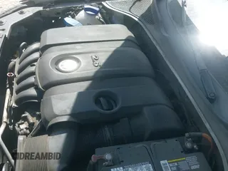 ✅ 2012 Volkswagen Passat SE • VIN: 1VWBP7A37CC099860 • Lot: 43304706. Wystawiony na IAAI z przebiegiem 193 167 mil. Bezpłatny archiwum sprzedaży aukcyjnych z USA i szczegółowy raport historii pojazdu na DreamBid. Zdjęcie 12.