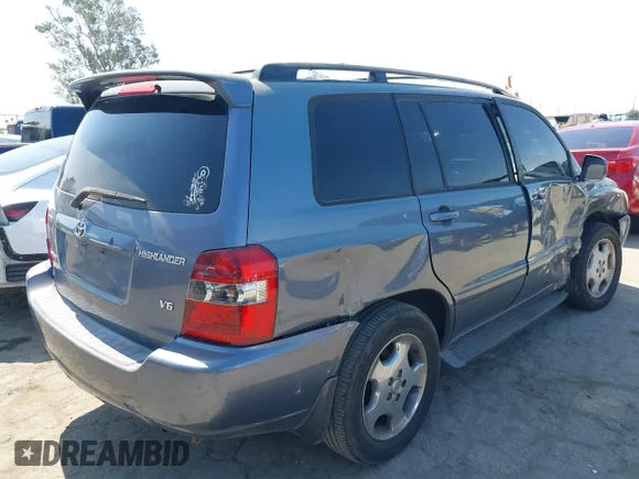 ✅ 2005 Toyota Highlander • VIN: JTEDP21A350084205 • Lot: 42395507. Listed on IAAI with 203,724 mi. Free auction sales archive from the USA and detailed vehicle history report at DreamBid. Image 4.
