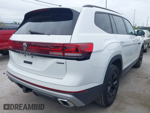✅ 2025 Volkswagen Atlas 2.0T Peak Edition • VIN: 1V2CR2CAXSC540491 • Lot: 45167424. Wystawiony na IAAI z przebiegiem 12 432 mil. Bezpłatny archiwum sprzedaży aukcyjnych z USA i szczegółowy raport historii pojazdu na DreamBid. Zdjęcie 4.
