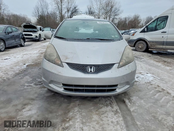 ✅ 2013 Honda Fit • VIN: JHMGE8H32DC044601 • Lot: 76278125. Wystawiony na Copart z przebiegiem 69 613 mil. Bezpłatny archiwum sprzedaży aukcyjnych z USA i szczegółowy raport historii pojazdu na DreamBid. Zdjęcie 5.