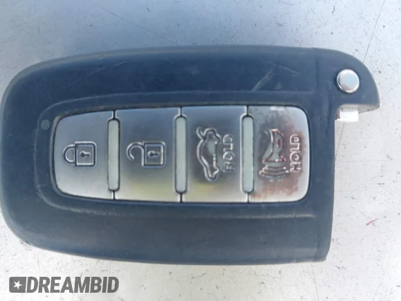 ✅ 2013 Hyundai Sonata Limited • VIN: KMHEC4A4XDA072809 • Lot: 45212782. Listed on IAAI with 109,072 mi. Free auction sales archive from the USA and detailed vehicle history report at DreamBid. Image 11.