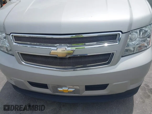 ✅ 2008 Chevrolet Tahoe • VIN: 1GNFC13558R216049 • Lot: 45054242. Listed on IAAI with 186,824 mi. Free auction sales archive from the USA and detailed vehicle history report at DreamBid. Image 6.