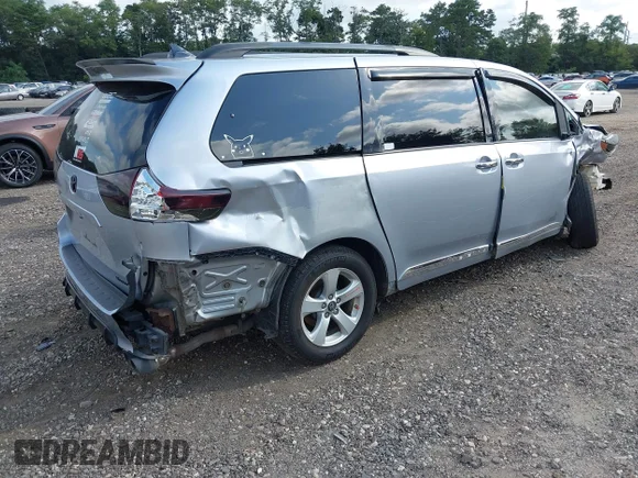 ✅ 2011 Toyota Sienna LE • VIN: 5TDKK3DC1BS125663 • Лот: 44132882. Опубліковано раніше на IAAI з пробігом 129 385 миль. Безкоштовний доступ до архіву аукціонних продажів зі США та докладний звіт про історію автомобіля на DreamBid. Зображення 4.