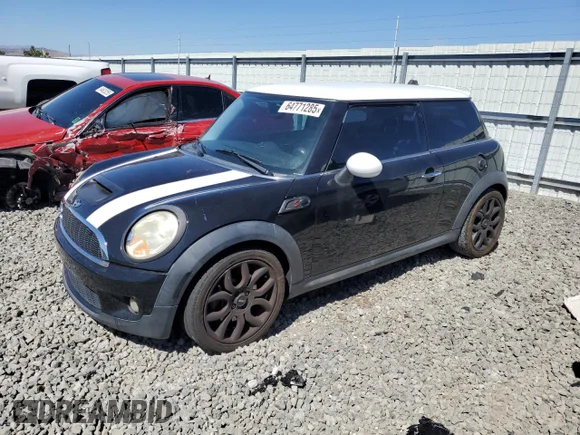 ✅ 2010 MINI Hardtop S • VIN: WMWMF7C57ATX43204 • Lot: 64771285. Listed on Copart with 92,236 mi. Free auction sales archive from the USA and detailed vehicle history report at DreamBid. Image 1.