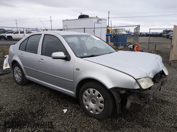 ✅ 2004 Volkswagen Jetta GL • VIN: 3VWRR69M74M079107 • Lot: 44580045. Listed on IAAI with 264,914 mi. Free auction sales archive from the USA and detailed vehicle history report at DreamBid. Image 1.