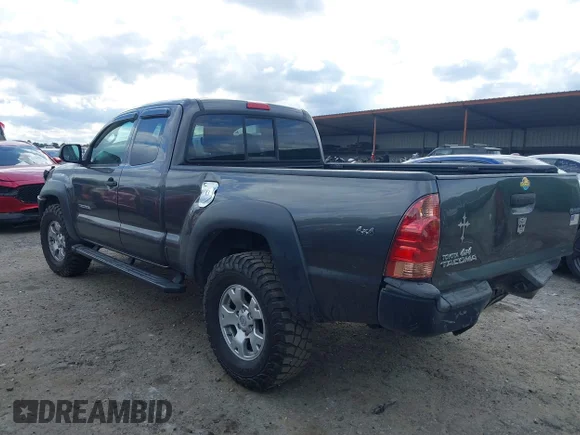 ✅ 2013 Toyota Tacoma • VIN: 5TFUX4EN8DX021474 • Lot: 41716180. Wystawiony na IAAI z przebiegiem 153 589 mil. Bezpłatny archiwum sprzedaży aukcyjnych z USA i szczegółowy raport historii pojazdu na DreamBid. Zdjęcie 3.