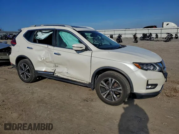 ✅ 2017 Nissan Rogue SL • VIN: 5N1AT2MV1HC745410 • Lot: 97281585. Wystawiony na Copart z przebiegiem 130 876 mil. Bezpłatny archiwum sprzedaży aukcyjnych z USA i szczegółowy raport historii pojazdu na DreamBid. Zdjęcie 4.