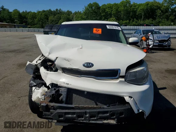 ✅ 2016 Kia Soul • VIN: KNDJN2A22G7386035 • Lot: 56001616. Wystawiony na Copart z przebiegiem 175 460 mil. Bezpłatny archiwum sprzedaży aukcyjnych z USA i szczegółowy raport historii pojazdu na DreamBid. Zdjęcie 5.