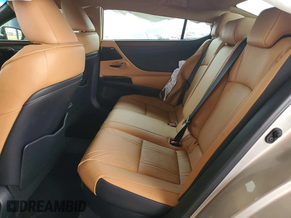 ✅ 2025 Lexus ES 300h Luxury • VIN: 58AEA1C18SU054661 • Lot: 48702756. Wystawiony na Copart z przebiegiem 12 131 mil. Bezpłatny archiwum sprzedaży aukcyjnych z USA i szczegółowy raport historii pojazdu na DreamBid. Zdjęcie 10.