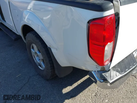 ✅ 2005 Nissan Frontier Nismo • VIN: 1N6AD06W05C454725 • Lot: 41631130. Wystawiony na IAAI z przebiegiem 167 318 mil. Bezpłatny archiwum sprzedaży aukcyjnych z USA i szczegółowy raport historii pojazdu na DreamBid. Zdjęcie 6.