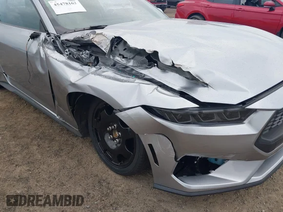 ✅ 2026 Ford Mustang EcoBoost Premium • VIN: 1FA6P8TH4T5111993 • Lot: 45478162. Wystawiony na IAAI z przebiegiem 5 555 mil. Bezpłatny archiwum sprzedaży aukcyjnych z USA i szczegółowy raport historii pojazdu na DreamBid. Zdjęcie 6.