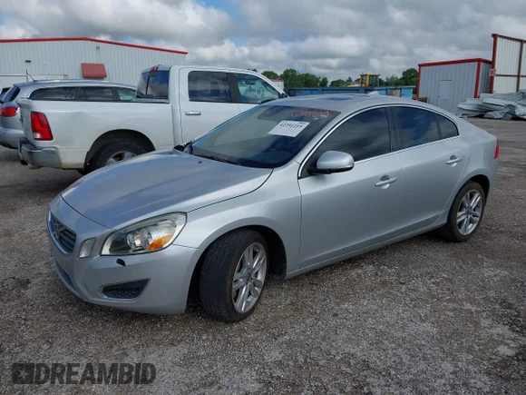 ✅ 2012 Volvo S60 T5 • VIN: YV1622FS3C2044490 • Lot: 42391219. Listed on IAAI with 165,861 mi. Free auction sales archive from the USA and detailed vehicle history report at DreamBid. Image 2.