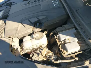 ✅ 2019 Audi Q7 Prestige • VIN: WA1VAAF7XKD012210 • Lot: 43487089. Listed on IAAI with 84,887 mi. Free auction sales archive from the USA and detailed vehicle history report at DreamBid. Image 19.