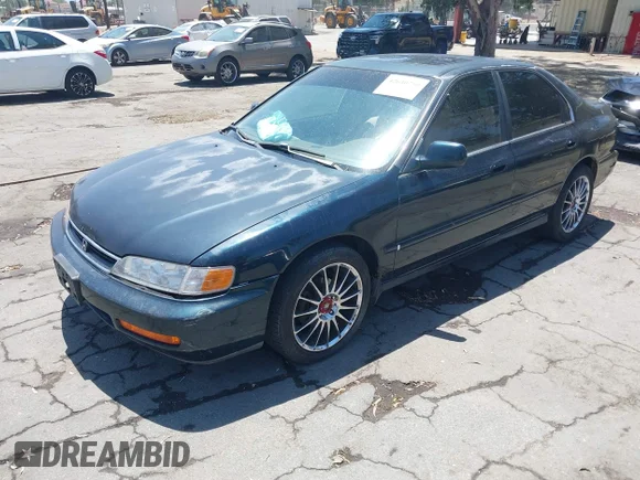 ✅ 1997 Honda Accord EX • VIN: 1HGCD5654VA017114 • Lot: 42640750. Wystawiony na IAAI z przebiegiem 156 627 mil. Bezpłatny archiwum sprzedaży aukcyjnych z USA i szczegółowy raport historii pojazdu na DreamBid. Zdjęcie 2.