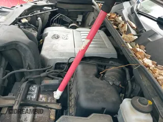 ✅ 2008 Toyota Highlander • VIN: JTEDS41AX82012999 • Lot: 43333989. Listed on IAAI with 257,565 mi. Free auction sales archive from the USA and detailed vehicle history report at DreamBid. Image 15.