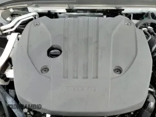 ✅ 2025 Volvo V60 Plus • VIN: YV4L12WK3S2149876 • Лот: 68616415. Опубликован ранее на Copart с пробегом 10 566 миль. Бесплатный доступ к архиву аукционных продаж из США и подробный отчёт об истории автомобиля на DreamBid. Изображение 15.