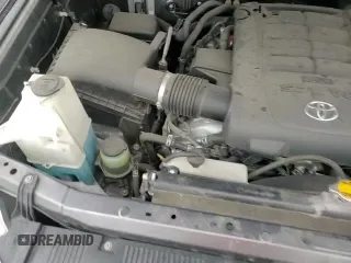 ✅ 2017 Toyota Tundra SR5 • VIN: 5TFEY5F13HX223809 • Лот: 69297875. Опубликован ранее на Copart с пробегом 83 556 миль. Бесплатный доступ к архиву аукционных продаж из США и подробный отчёт об истории автомобиля на DreamBid. Изображение 13.