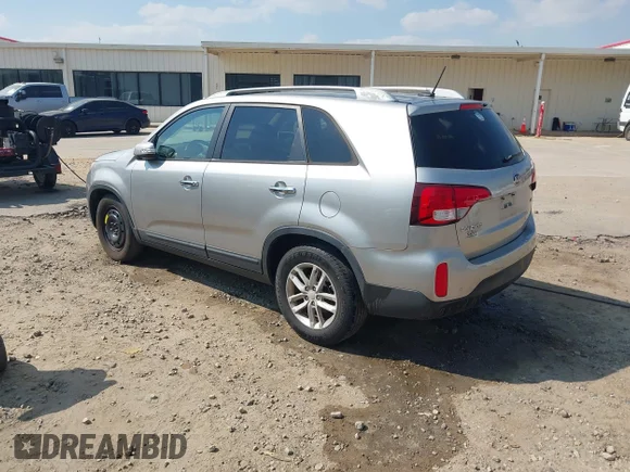 ✅ 2014 Kia Sorento LX • VIN: 5XYKT3A60EG505106 • Лот: 44719615. Опубликован ранее на IAAI с пробегом 120 516 миль. Бесплатный доступ к архиву аукционных продаж из США и подробный отчёт об истории автомобиля на DreamBid. Изображение 3.