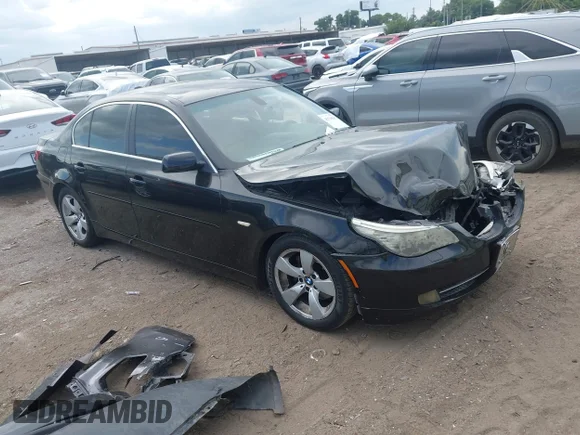 ✅ 2008 BMW 5 Series 528i • VIN: WBANU53528CT08504 • Lot: 45530563. Wystawiony na IAAI z przebiegiem 102 006 mil. Bezpłatny archiwum sprzedaży aukcyjnych z USA i szczegółowy raport historii pojazdu na DreamBid. Zdjęcie 1.