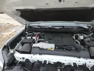 ✅ 2025 Toyota Tundra 1794 Edition • VIN: 5TFMA5DB1SX239431 • Lot: 69703135. Wystawiony na Copart z przebiegiem 17 323 mil. Bezpłatny archiwum sprzedaży aukcyjnych z USA i szczegółowy raport historii pojazdu na DreamBid. Zdjęcie 15.