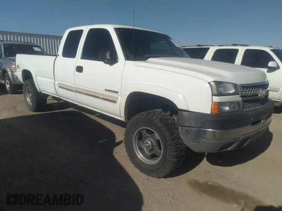 ✅ 2005 Chevrolet Silverado 2500HD LS • VIN: 1GCHK29U05E101516 • Лот: 42359380. Опубліковано раніше на IAAI з пробігом 222 776 миль. Безкоштовний доступ до архіву аукціонних продажів зі США та докладний звіт про історію автомобіля на DreamBid. Зображення 1.