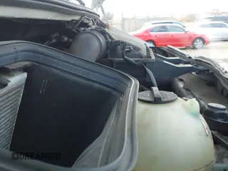 ✅ 2013 Mercedes-Benz Sprinter Cargo • VIN: WD3PE8CC3D5725941 • Lot: 41216662. Wystawiony na IAAI z przebiegiem 264 910 mil. Bezpłatny archiwum sprzedaży aukcyjnych z USA i szczegółowy raport historii pojazdu na DreamBid. Zdjęcie 19.