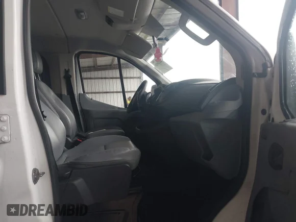 ✅ 2015 Ford Transit XLT • VIN: 1FBZX2ZM7FKB26622 • Лот: 44420926. Опубліковано раніше на IAAI з пробігом 104 746 миль. Безкоштовний доступ до архіву аукціонних продажів зі США та докладний звіт про історію автомобіля на DreamBid. Зображення 5.