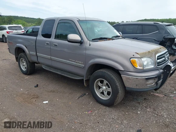 ✅ 2000 Toyota Tundra Limited • VIN: 5TBBT4814YS108238 • Lot: 44788126. Listed on IAAI with 220,289 mi. Free auction sales archive from the USA and detailed vehicle history report at DreamBid. Image 1.