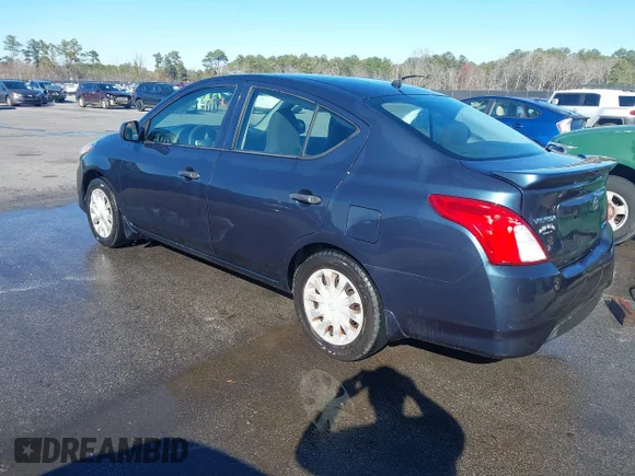 ✅ 2015 Nissan Versa S • VIN: 3N1CN7AP0FL917649 • Lot: 44391624. Wystawiony na IAAI z przebiegiem 172 998 mil. Bezpłatny archiwum sprzedaży aukcyjnych z USA i szczegółowy raport historii pojazdu na DreamBid. Zdjęcie 3.