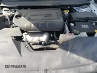 ✅ 2019 Jeep Cherokee Latitude • VIN: 1C4PJMCB4KD307165 • Лот: 81965645. Опубликован ранее на Copart с пробегом 62 681 миль. Бесплатный доступ к архиву аукционных продаж из США и подробный отчёт об истории автомобиля на DreamBid. Изображение 16.