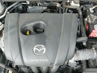 ✅ 2021 Mazda 3 Select • VIN: 3MZBPBBL9MM252823 • Lot: 43197114. Wystawiony na IAAI z przebiegiem 117 698 mil. Bezpłatny archiwum sprzedaży aukcyjnych z USA i szczegółowy raport historii pojazdu na DreamBid. Zdjęcie 21.