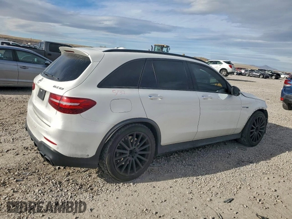 ✅ 2019 Mercedes-Benz GLC 63 AMG • VIN: WDC0G8JB8KF528289 • Lot: 97540365. Wystawiony na Copart z przebiegiem 63 123 mil. Bezpłatny archiwum sprzedaży aukcyjnych z USA i szczegółowy raport historii pojazdu na DreamBid. Zdjęcie 3.