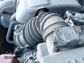 ✅ 2008 Toyota Corolla S • VIN: 1NXBR32E18Z991458 • Lot: 43552160. Wystawiony na IAAI z przebiegiem 181 219 mil. Bezpłatny archiwum sprzedaży aukcyjnych z USA i szczegółowy raport historii pojazdu na DreamBid. Zdjęcie 19.