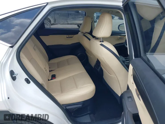 ✅ 2015 Lexus NX 200t • VIN: JTJYARBZ8F2018966 • Lot: 45131232. Wystawiony na IAAI z przebiegiem 167 578 mil. Bezpłatny archiwum sprzedaży aukcyjnych z USA i szczegółowy raport historii pojazdu na DreamBid. Zdjęcie 8.