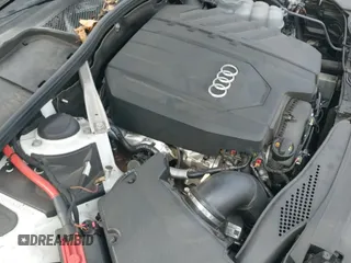 ✅ 2021 Audi A5 Sportback S line Premium • VIN: WAUDACF56MA021368 • Lot: 43532833. Wystawiony na IAAI z przebiegiem 85 096 mil. Bezpłatny archiwum sprzedaży aukcyjnych z USA i szczegółowy raport historii pojazdu na DreamBid. Zdjęcie 13.