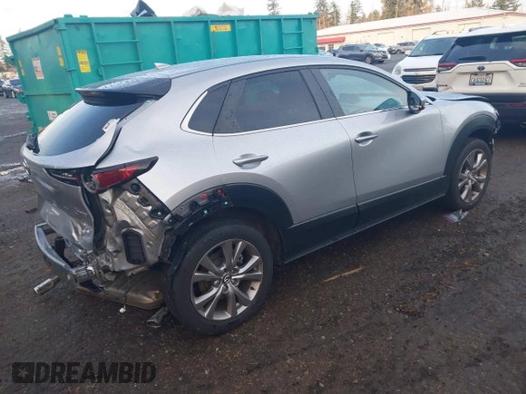 ✅ 2020 Mazda CX-30 Preferred • VIN: 3MVDMBDL4LM119904 • Lot: 43634083. Wystawiony na IAAI z przebiegiem 32 237 mil. Bezpłatny archiwum sprzedaży aukcyjnych z USA i szczegółowy raport historii pojazdu na DreamBid. Zdjęcie 4.