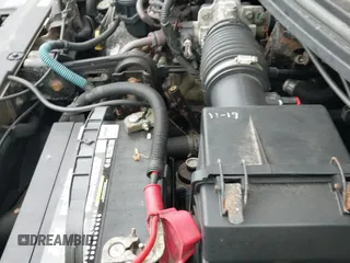 ✅ 2005 Mercury Monterey Luxury • VIN: 2MRDA22295BJ03638 • Lot: 42535689. Wystawiony na IAAI z przebiegiem 240 053 mil. Bezpłatny archiwum sprzedaży aukcyjnych z USA i szczegółowy raport historii pojazdu na DreamBid. Zdjęcie 12.